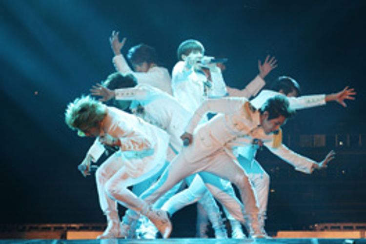 INFINITE CONCERT SECOND INVASION EVOLUTION THE MOVIE 3D メイン画像