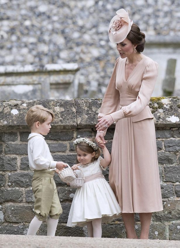 【写真を見る】将来はジョージ王子たちと似るかも!? ロイヤルファンの注目が集まる