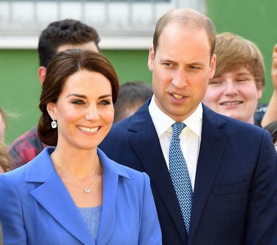 キャサリン妃とウィリアム王子、父の日のパパとの2ショット写真が大反響！