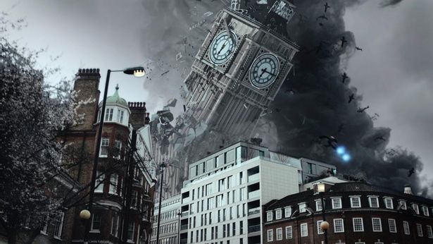 ロンドンの街がシャークネードによって崩壊！(『シャークネード5』)