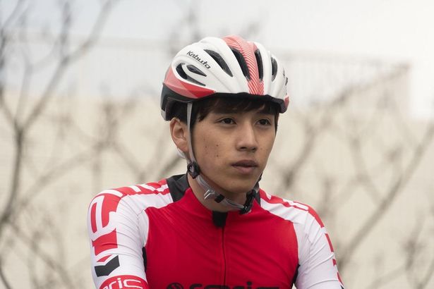 主人公の坂道を自転車競技部に誘う鳴子章吉役は、『犬鳴村』や『#ハンド全力』の坂東龍汰