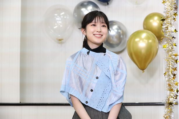 イベントに出席した福本莉子