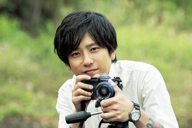 二宮和也が実在の写真家、浅田政志を演じる『浅田家！』が初登場1位に