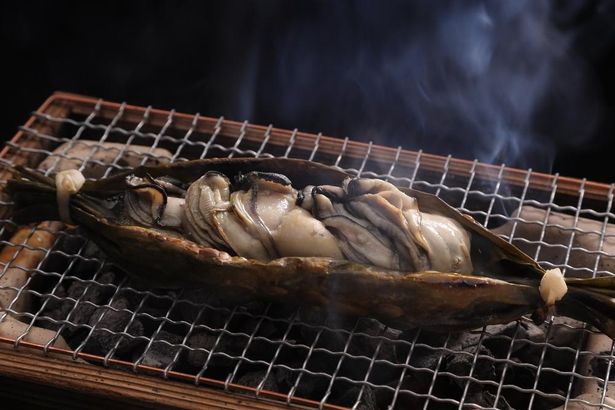 ”牡蠣の宝船”は「料理処 つる家」の門出を祝うシーンに登場