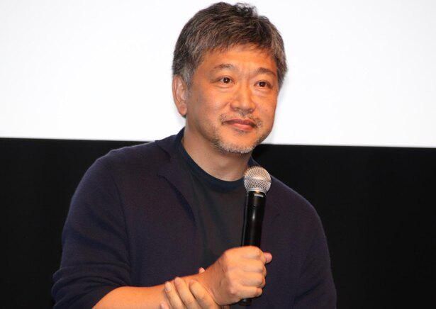 第33回東京国際映画祭のラインナップ発表会に登場した是枝監督