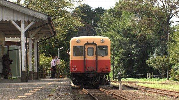 レトロ感あふれる車両もかわいい