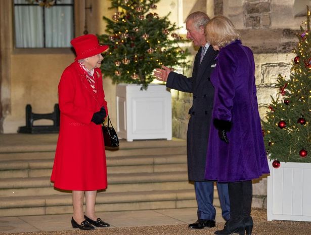 チャールズ皇太子ご夫妻も、エリザベス女王と久しぶりの対面