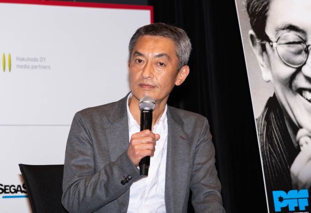 トークイベントのゲストとして登壇した、大島渚監督の子息でドキュメンタリー作家の大島新