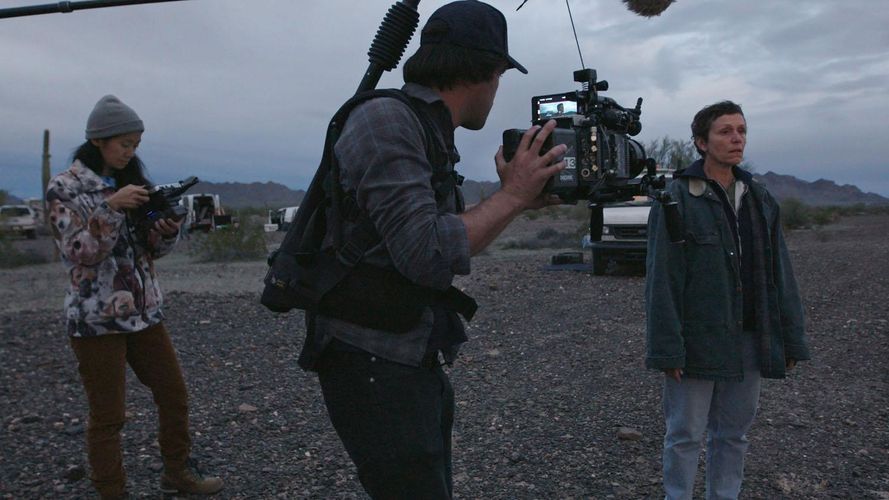 『ノマドランド』撮影監督が明かすこだわりの撮影手法「いままでに降りたことのない深みまで、没入感を」
