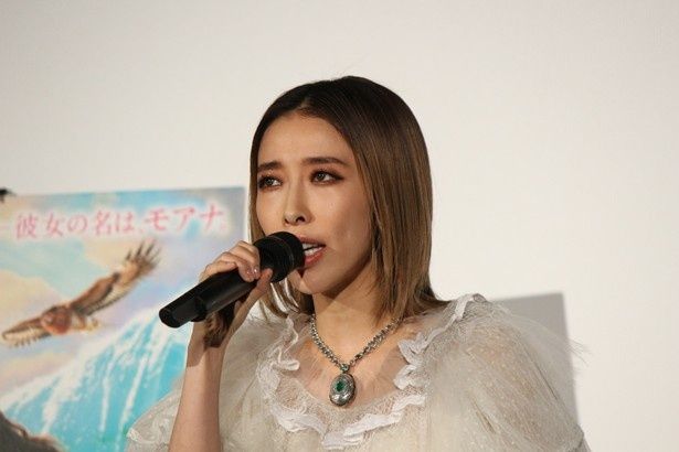 加藤ミリヤが アイルゴー 熱唱 生歌披露にrollyも 本物だ と大感激 最新の映画ニュースならmovie Walker Press