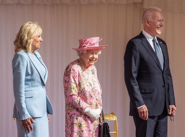 女王がバイデン米大統領夫妻をウィンザー城に招き、ティーミーティング