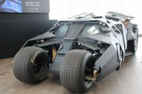 バットモービルの実物大レプリカに大興奮！『DC展 スーパーヒーローの