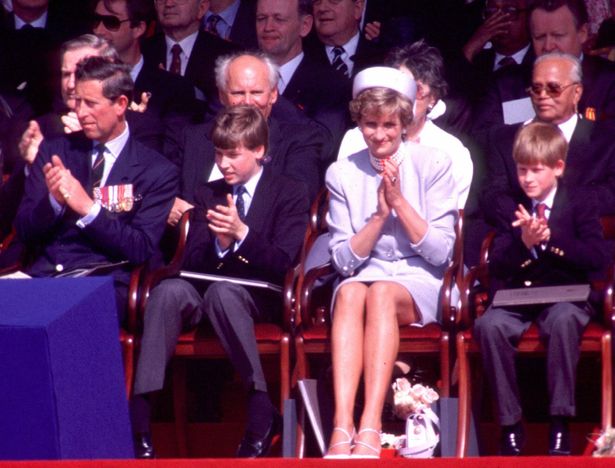 【写真を見る】ダイアナ妃と若き王子兄弟の貴重なショット！1997年にダイアナ妃が明かした、息子たちの秘話とは？