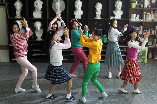 1980年代後半のソウルで暮らす女子高生たちがNIKEのスニーカーを愛用していた『サニー　永遠の仲間たち』