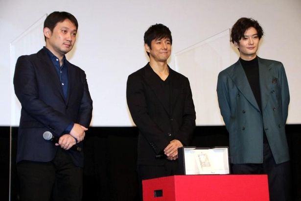 西島秀俊、岡田将生を「本当に純粋な人！大丈夫かな」と心配？『ドライブ・マイ・カー』初日舞台挨拶(画像7/8) | 最新の映画ニュースならMOVIE  WALKER PRESS