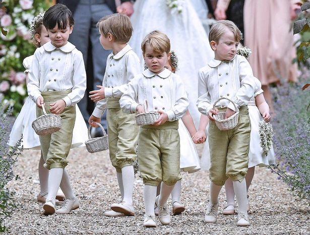 【写真を見る】妹ピッパの結婚式ではページボーイ＆ブライズメイドで参加し、愛らしさが話題となったジョージ王子とシャーロット王女