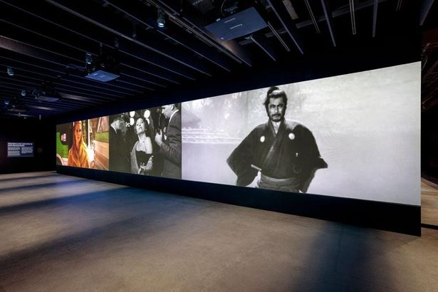 黒澤明作品をはじめ、世界の映画の歴史を紐解く映像が展示