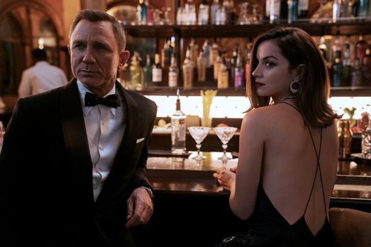 『007／ノー・タイム・トゥ・ダイ』が首位デビュー！『護られなかった者たちへ』は初登場3位に