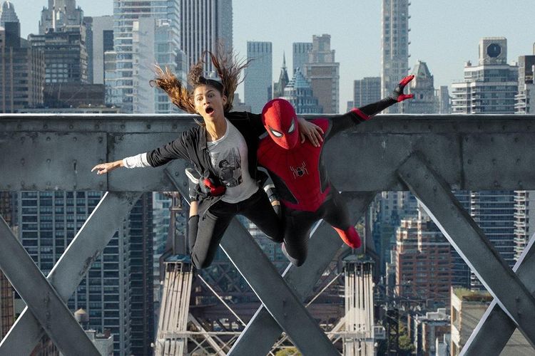 『スパイダーマン：ノー・ウェイ・ホーム』日本公開日が決定！MJと空を舞う場面写真が解禁に