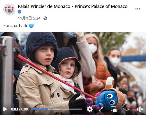【写真を見る】トレンチコート姿でぬいぐるみを持つ、モナコのジャック公子にきゅん…