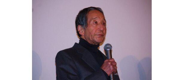 2010年12月『最後の忠臣蔵』の完成披露試写会に登壇した田中邦衛