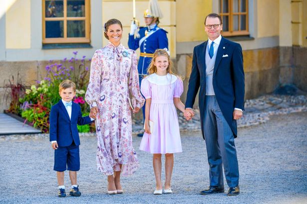 ヴィクトリア皇太子と夫のダニエル王子は、2021年3月にコロナ感染