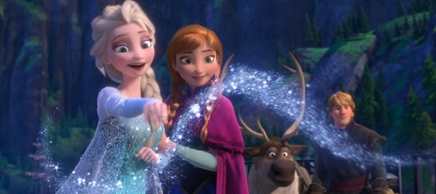 触れるものを凍らせる力を持った姉エルサと、彼女を救おうとする妹アナとの愛を描いた『アナと雪の女王』