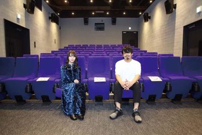 南沙良がミニシアターを巡る！今回は青梅市のCINEMA NEKOへ