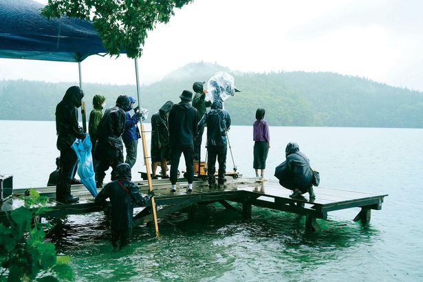 長野県、大町市にある青木湖。ここでは本作の名シーンの数々が撮影されているという