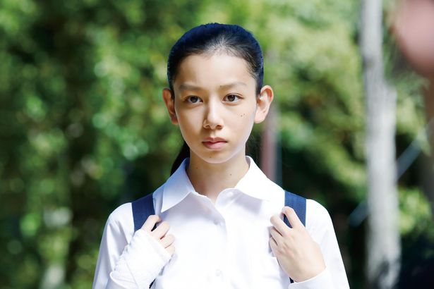 長澤樹が震災の風評被害に心を痛める女子中学生の麻衣を演じる