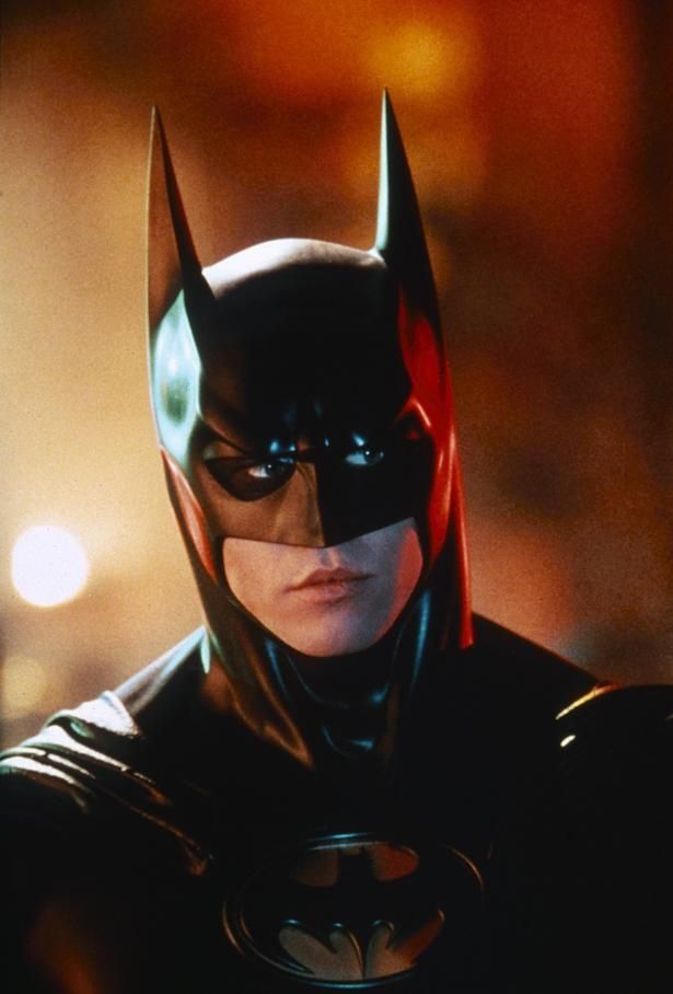 90年代にはバットマンを演じた(『バットマン フォーエヴァー』)