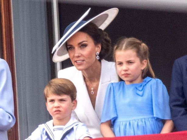 キャサリン妃とルイ王子のコーデに注目が集まった