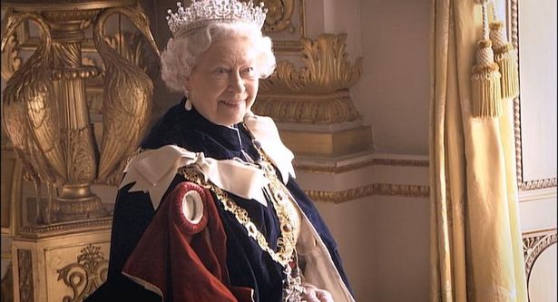 エリザベス女王初の長編ドキュメンタリー映画から、セレブそろい踏みの本編映像が解禁