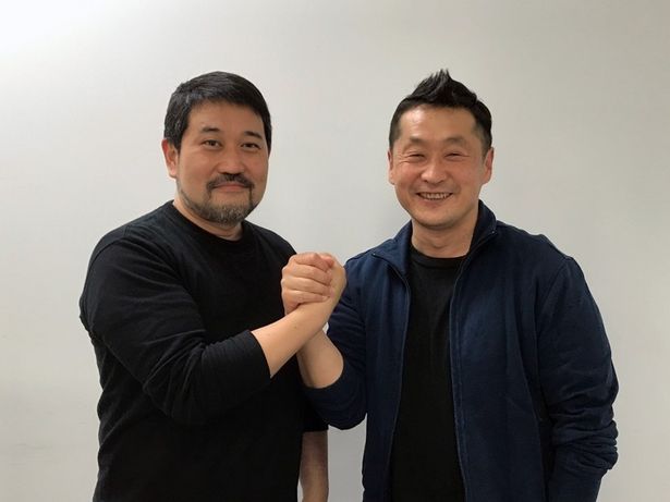 瀬下寛之監督（左）と坂本浩一監督。瀬下監督は普段からTVで坂本作品に触れている特撮ファンだということで、今回の対談に興奮！