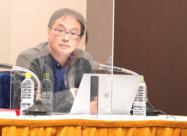 深田晃司は海外のさまざまな団体のシステムについて勉強したことを明かしていた