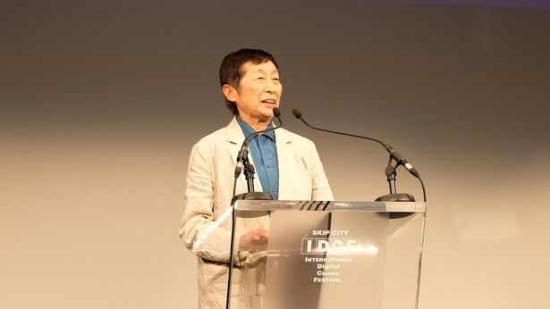 国内コンペティション審査委員長の撮影監督、芦澤明子