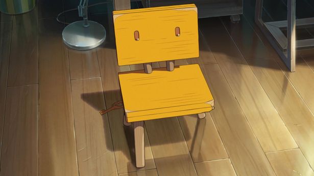 ある出来事をきっかけに、“すずめの椅子”に姿を変えられてしまう…!?
