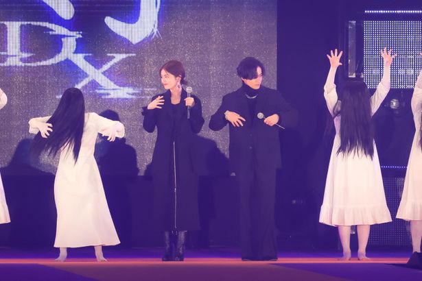 「Rakuten GirlsAward 2022 AUTUMN/WINTER」で展開された『貞子DX』スペシャルステージの様子