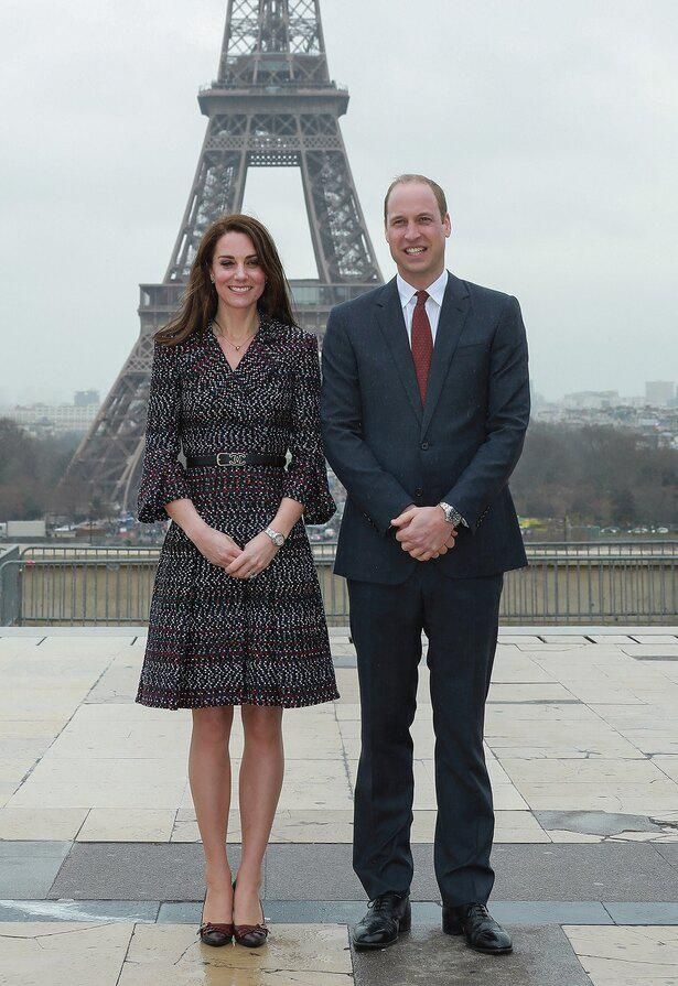 キャサリン皇太子妃が5年前にシャネルを着用したパリ外遊の様子
