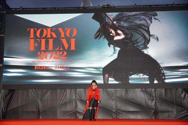 第35回東京国際映画祭、レッドカーペットイベントの様子