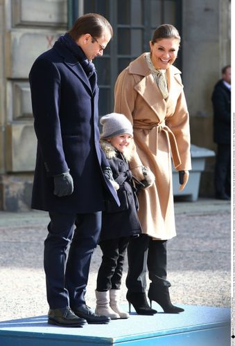 スウェーデン王女がポスティングした息子と娘の写真が可愛すぎる！