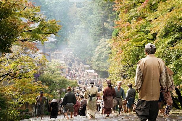 薬師如来像をはじめ日本三名鐘の一つとされる梵鐘を有する神護寺での撮影も！