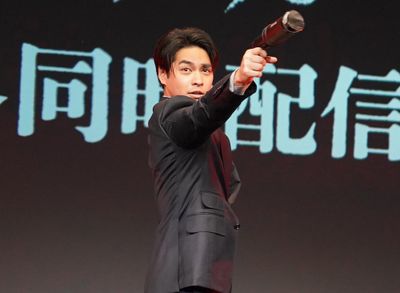 世界基準を意識した現場だったことを明かした主演の柳楽優弥