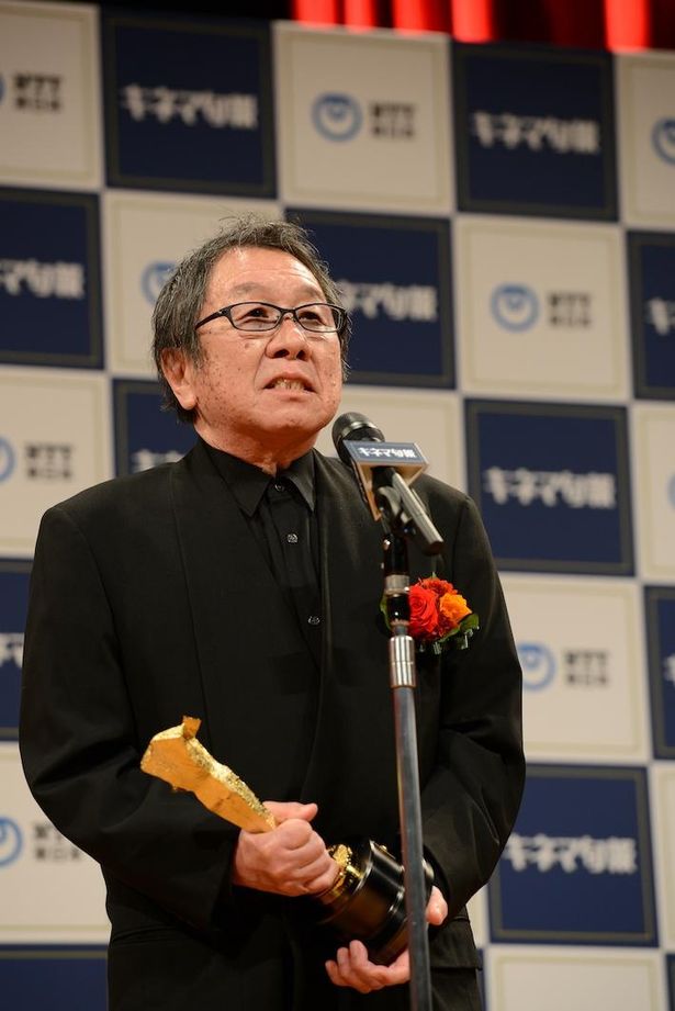 日本映画監督賞に輝いた『夜明けまでバス停で』の高橋伴明監督
