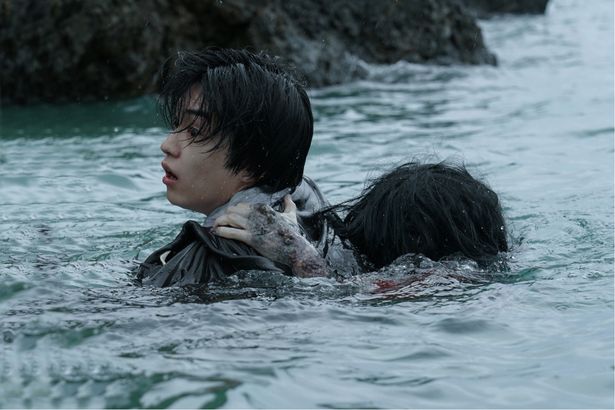 表裏一体のデザイン！西畑大吾主演、清水崇監督作『忌怪島／きかいじま』チラシビジュアルが解禁(画像7/7) | 最新の映画ニュースならMOVIE  WALKER PRESS