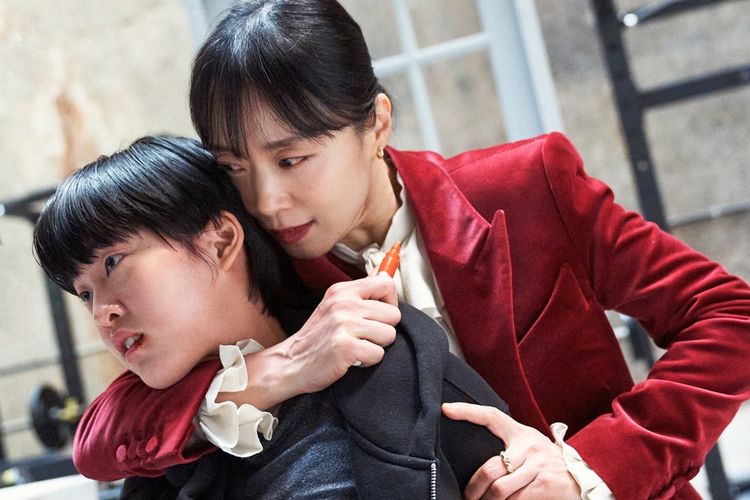 シングルマザーの正体はレジェンド級の殺し屋。チョン・ドヨン主演の胸がすくNetflix韓国映画『キル・ボクスン』