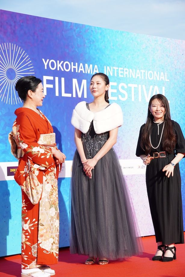 「第1回横浜国際映画祭」レッドカーペットイベントの様子