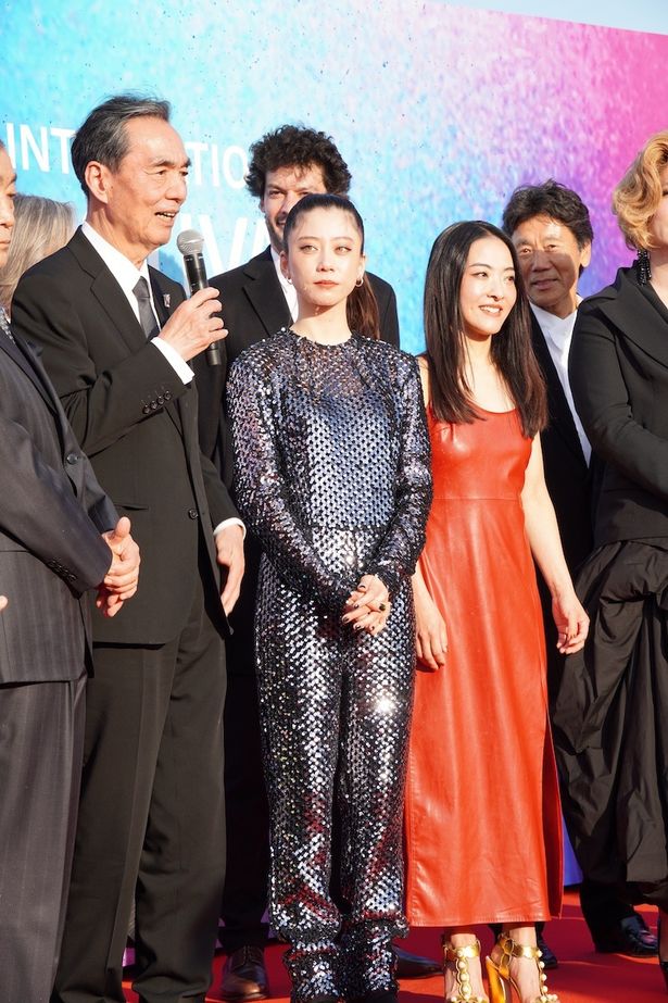 「第1回横浜国際映画祭」レッドカーペットイベントの様子