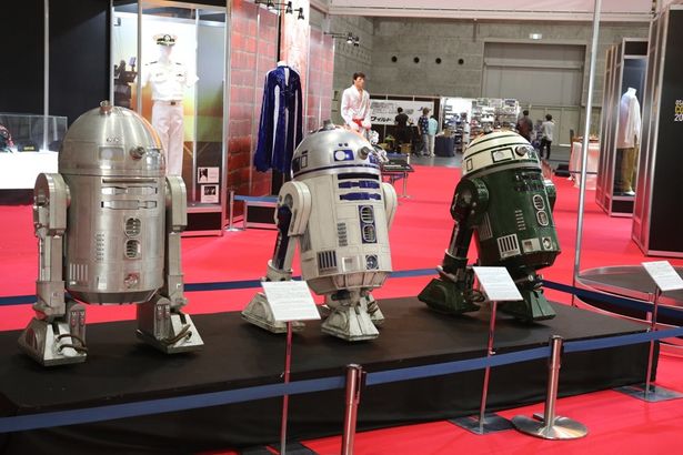 「スター・ウォーズ」シリーズより、様々なR2タイプのドロイド