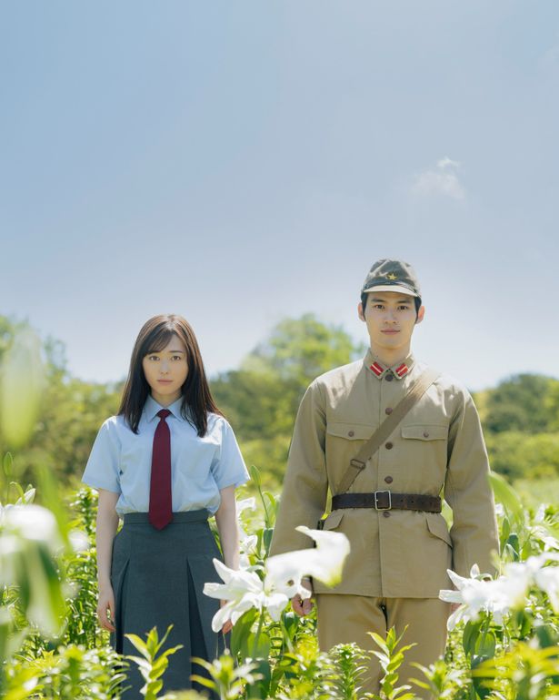 TikTokで話題を集めた“泣ける“小説「あの花が咲く丘で、君とまた出会えたら。」映画化決定！主演は福原遥＆水上恒司